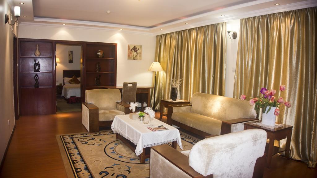 G.S Plaza Hotel Akra Dış mekan fotoğraf