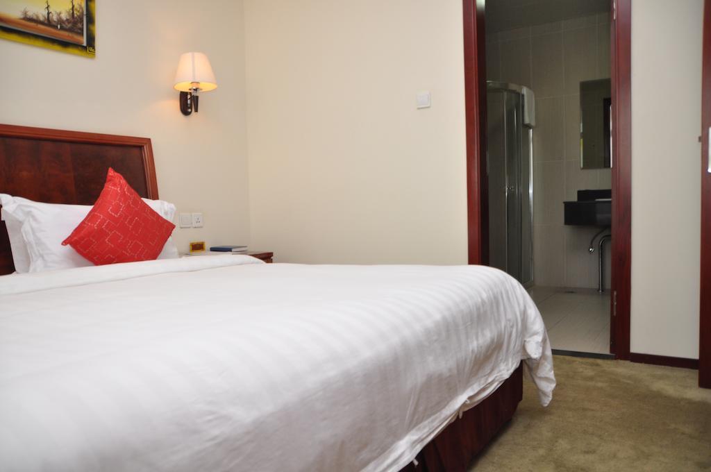 G.S Plaza Hotel Akra Dış mekan fotoğraf