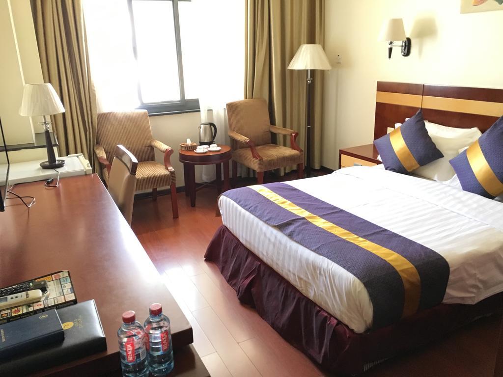 G.S Plaza Hotel Akra Dış mekan fotoğraf