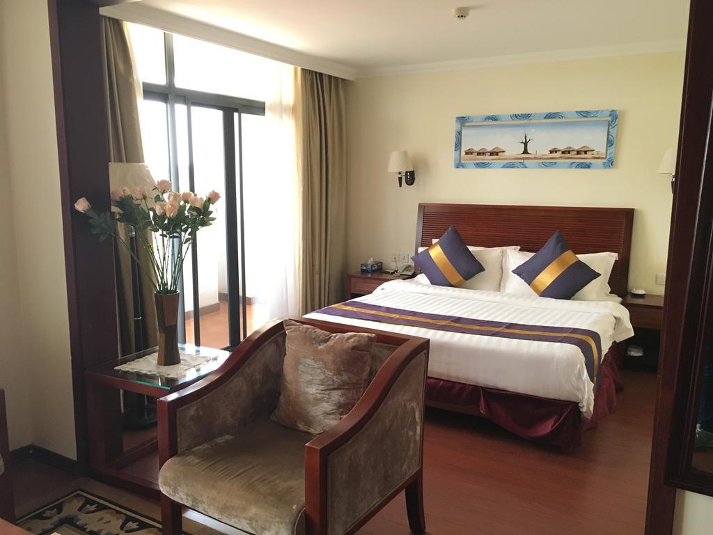 G.S Plaza Hotel Akra Dış mekan fotoğraf